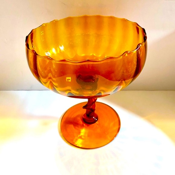 Amber twist Vintage Bowl - Picture 4 of 5
